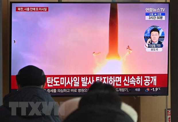 Hàn Quốc: Triều Tiên vừa tiếp tục phóng tên lửa đạn đạo